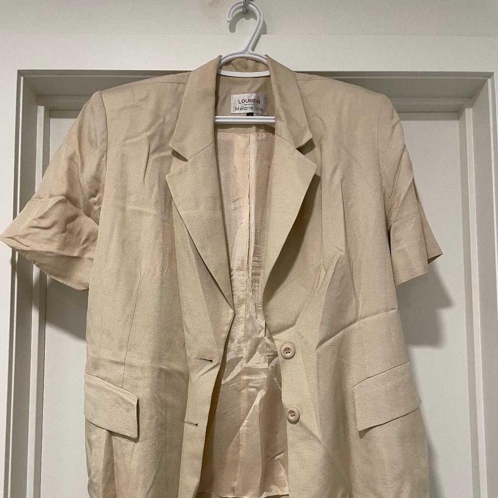 Beige blazer/jacket